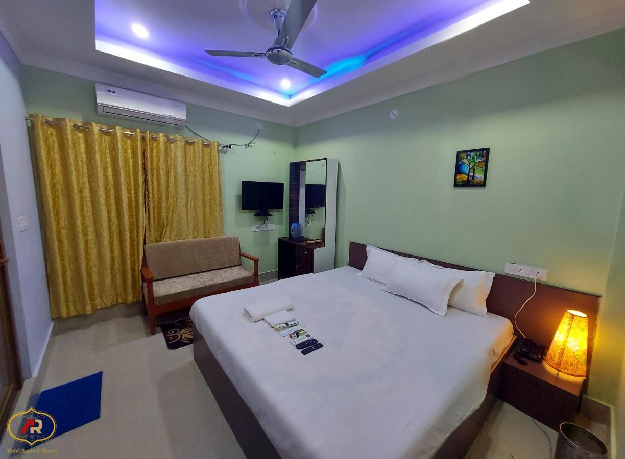 Hotel Aayes And Resort Shānti Niketan Exterior photo